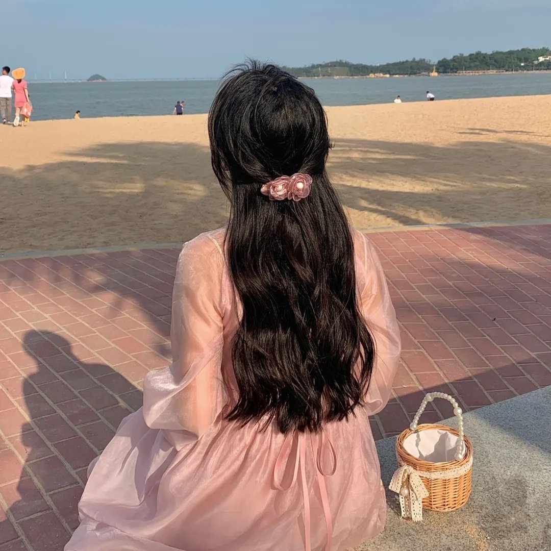 捉鬼小灵精
